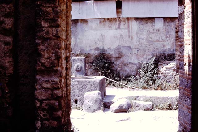 Fountain At Ix And Street Altar Pompeii Looking North